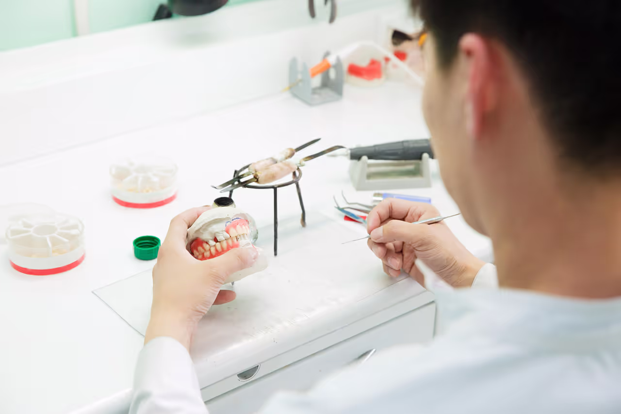 Dentures & Partial Dentures